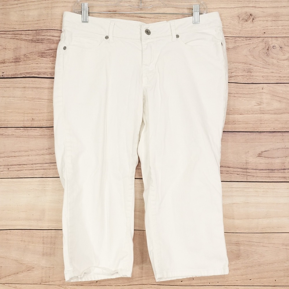 Sonoma LIFE+style Capri Jeans Womens 10P White Light Wash Stretch Denim Petite